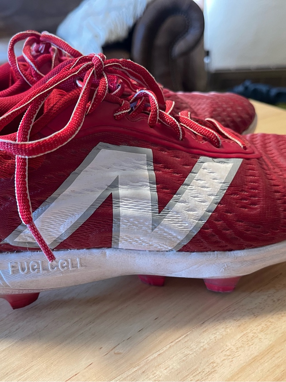 New Balance Men's Fuelcell 4040V7 Molded Cleats Running Shoes Size 7.5